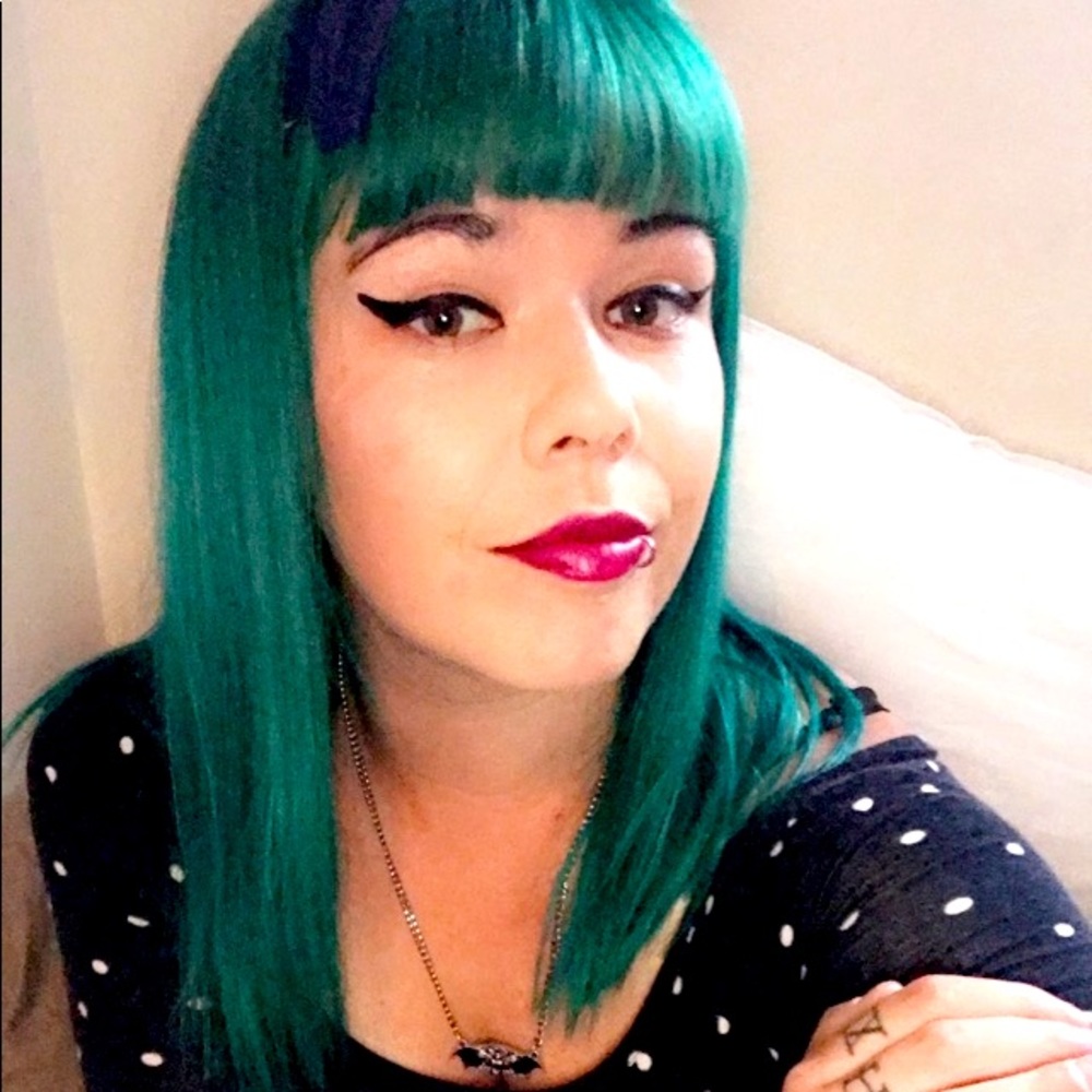 Meet your Posher, Tessa